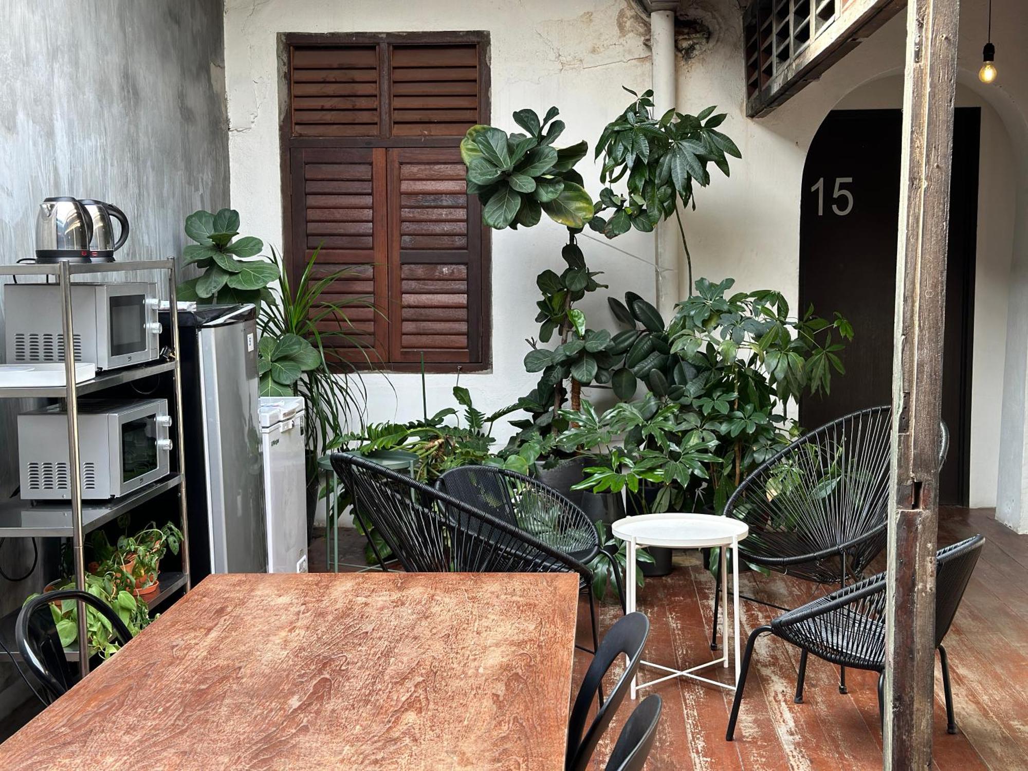 The Frame Guesthouse George Town Exterior photo